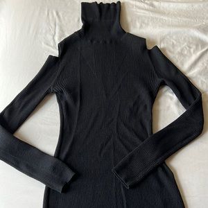 Athleta long sleeves turtle neck